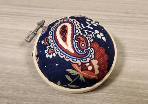 Embroidery Hoop Pincushion